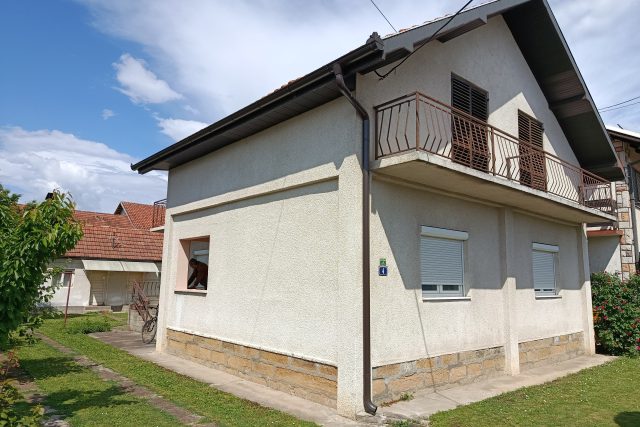 KUĆA – Hotel Morava(Slobodino igralište)